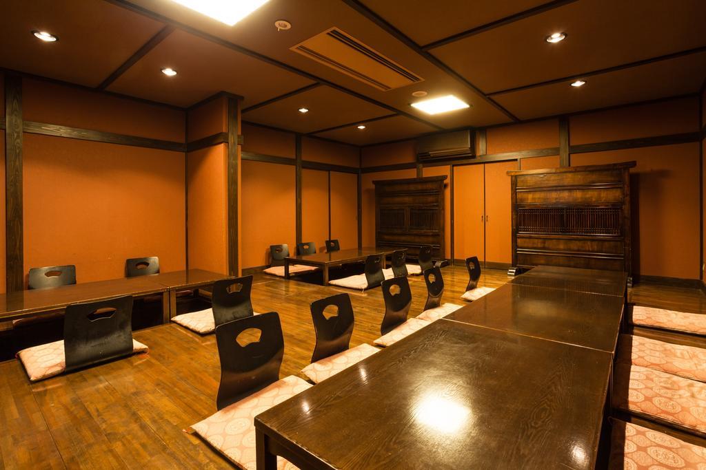 Hotel Mikunitoge Onsen Oyado Honjin Yuzawa  Exterior foto